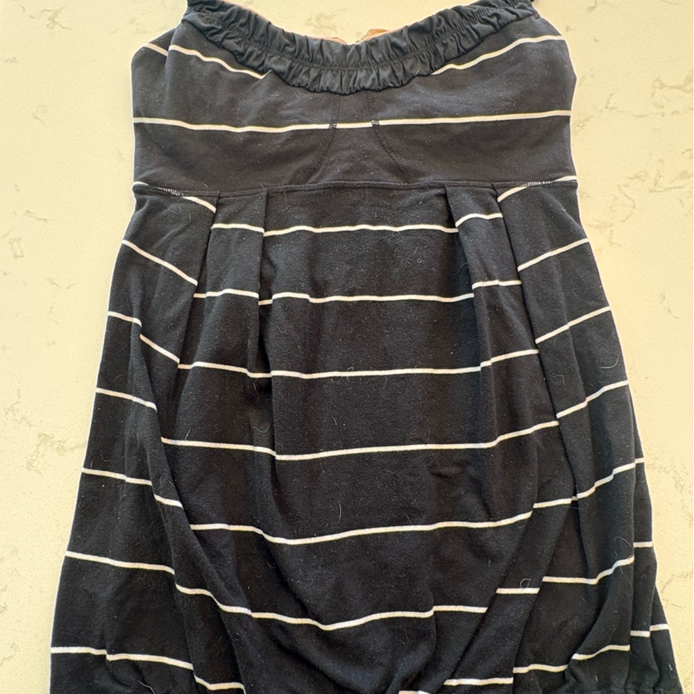 lululemon athletica Black Top with White Stripes